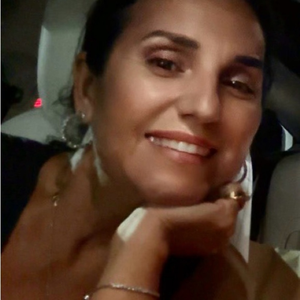 Meet your Posher, Maria